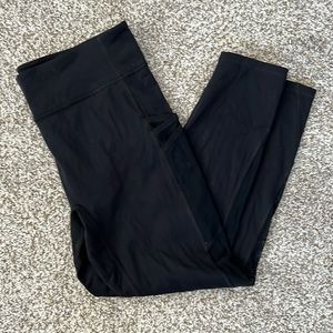 Fabletics Capri workout leggings